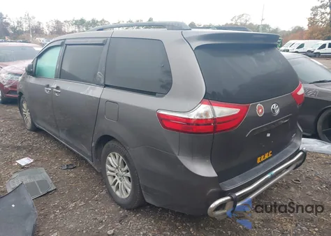 2016 Toyota Sienna Xle 8 Passenger z USA, uszkodzony, nr VIN 5TDYK3DC1GS693591